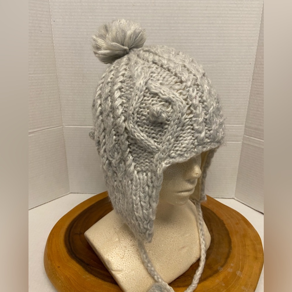 AEO American Eagle Knit Fleece Lined Winter Beanie